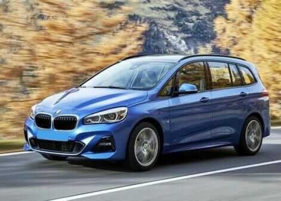 Dịch vụ cho thuê xe 7 chỗ chuyên nghiệp tại thành phố Hồ Chí Minh