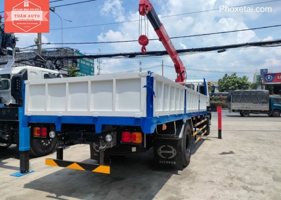 Xe cẩu Hino FG8JP7A gắn cẩu UNIC 554 , Tải trọng 7 tấn