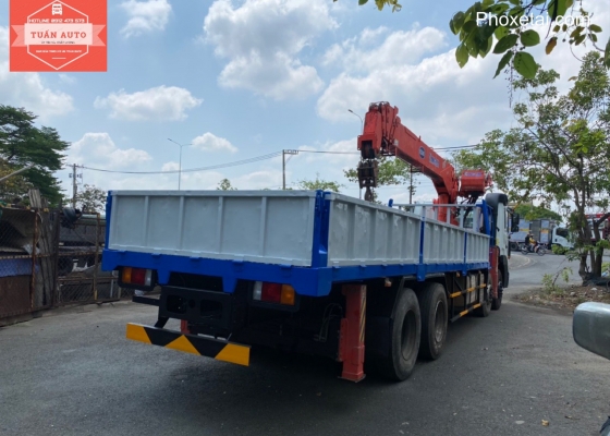 Xe cẩu Hyundai HD320 gắn cẩu Kanglim tấn KS2605 - Đời 2018